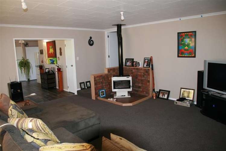 2 Davis Road Inglewood_17