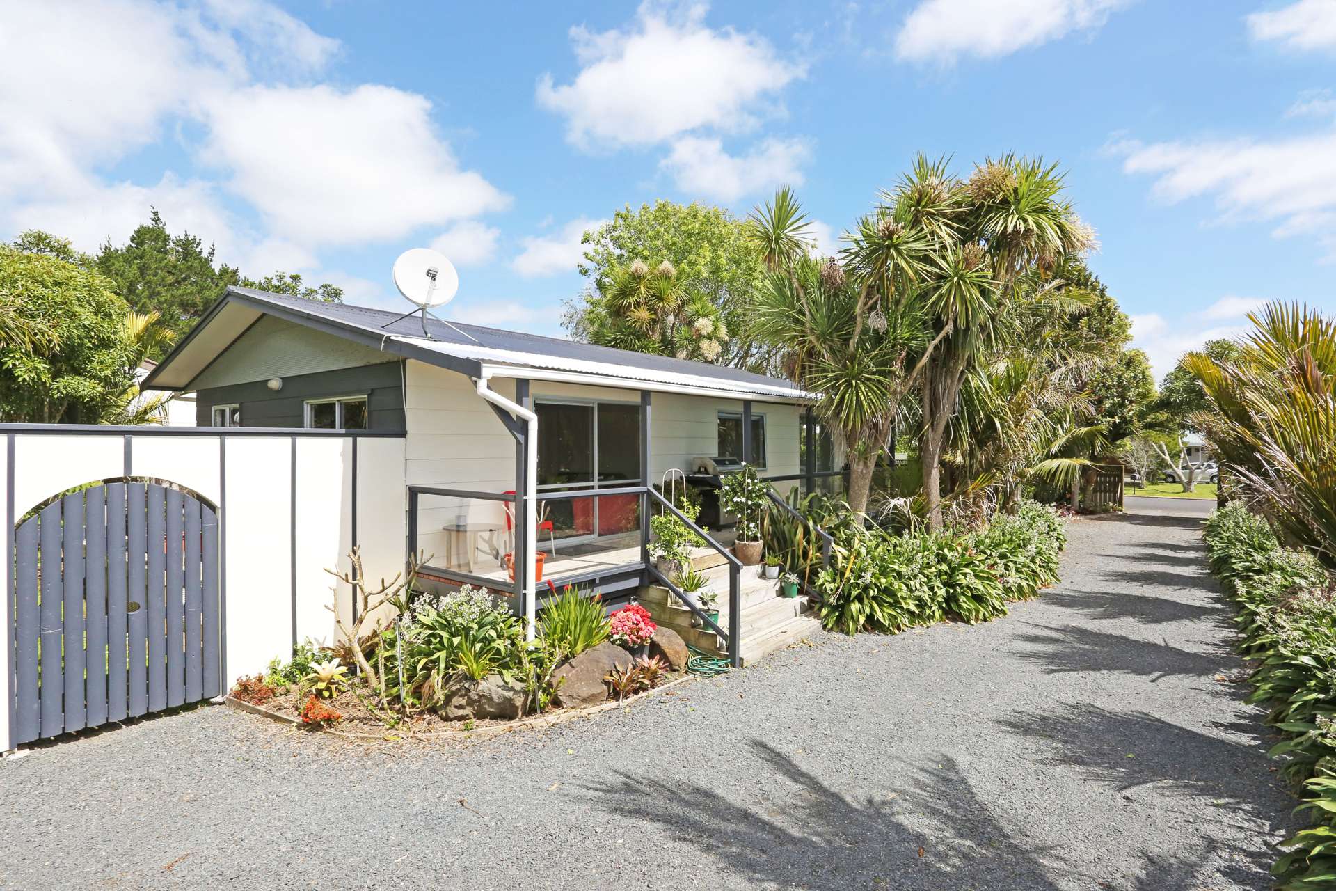 47 Taihiki Road Clarks Beach_0