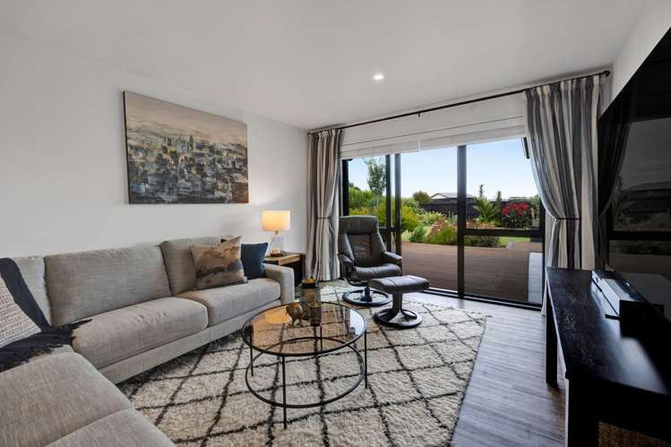 5 Kingsford-Smith Drive Hawera_10