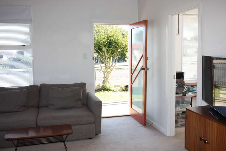 19 London Street Dannevirke_7