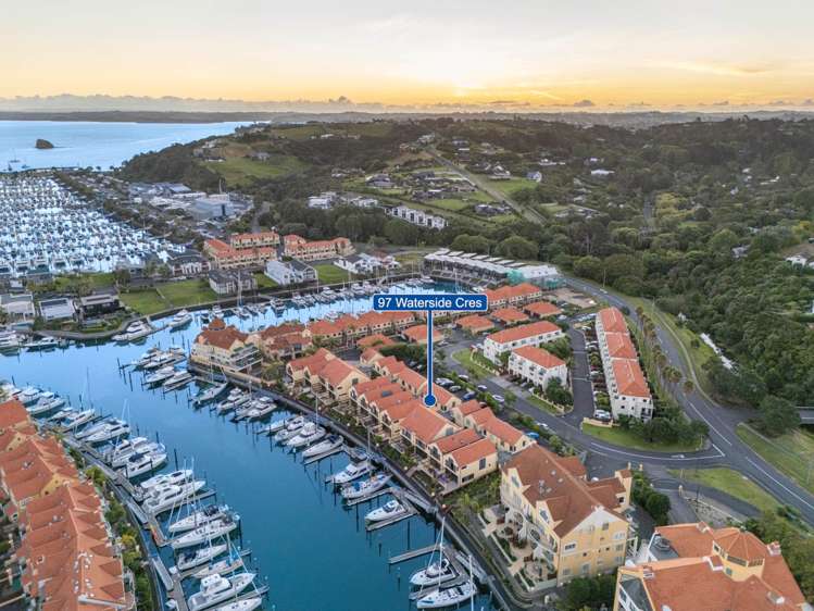 97 Waterside Crescent Gulf Harbour_30