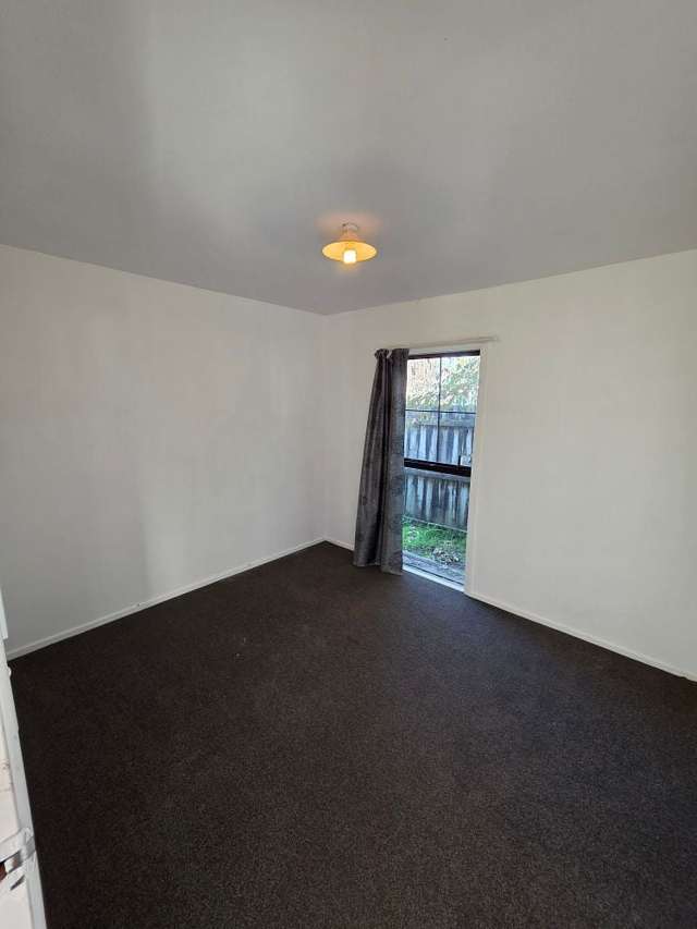 16 Clarkson Crescent Otara_3