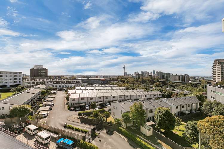 5r/16 Burton Street Grafton_12