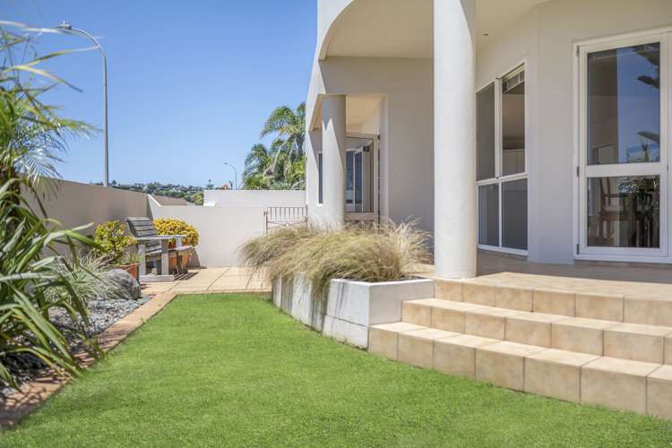 1/37 The Esplanade Eastern Beach_32