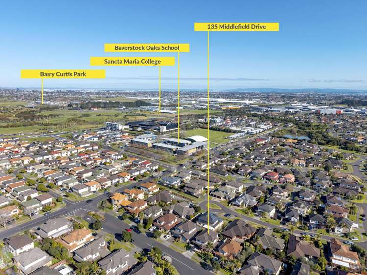 135 Middlefield Drive Flat Bush_23