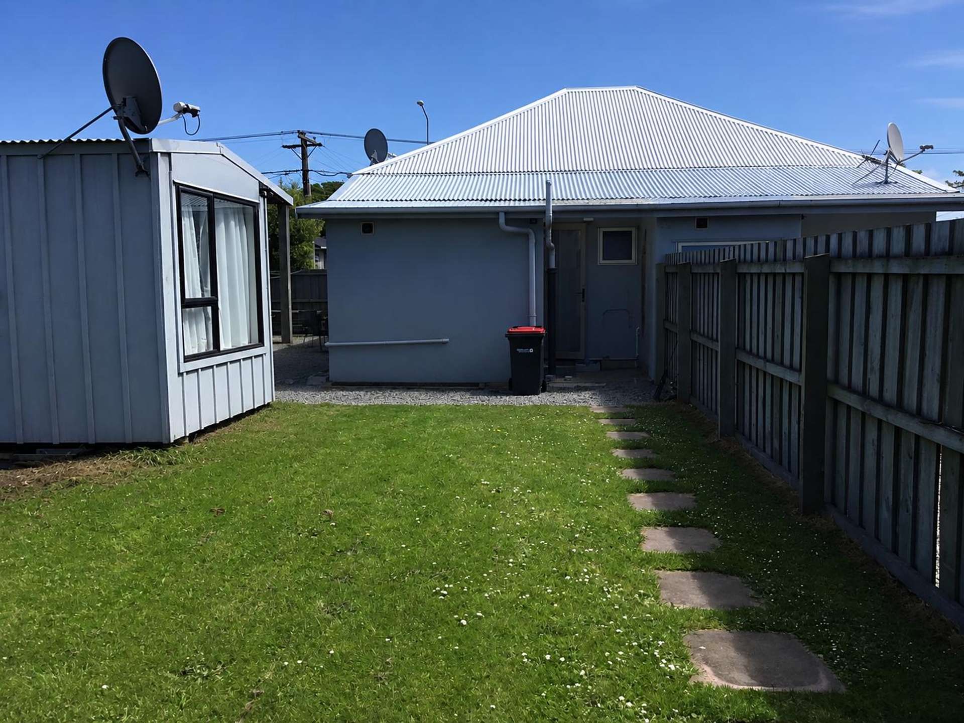 2/33 Radley Street Woolston_0