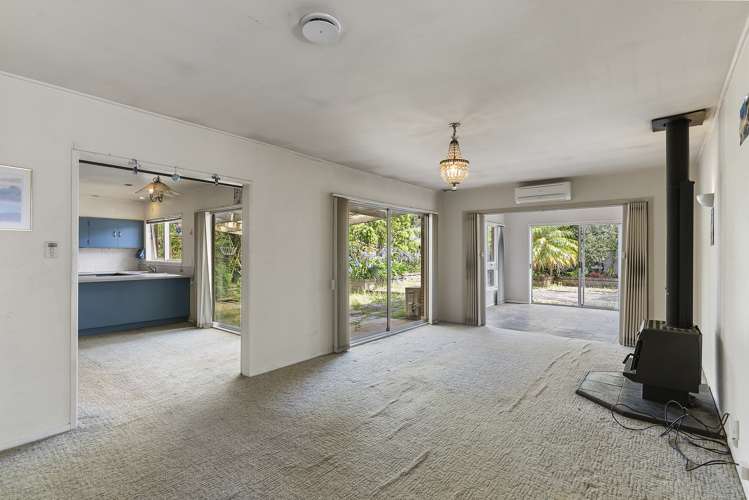 35 Meadway Sunnyhills_12