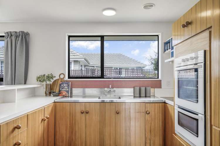 2B Barclay Place Burwood_7