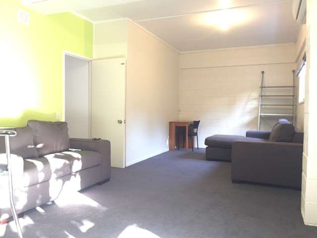 62 Te Atatu Road Te Atatu South_2