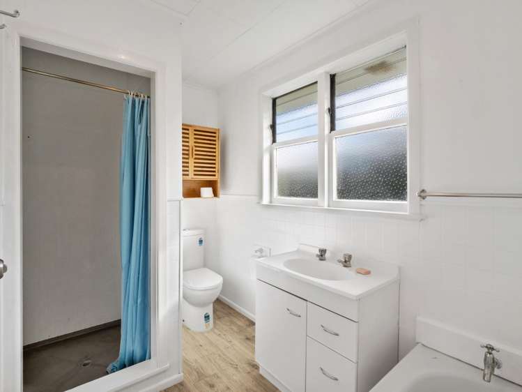 91 Morton Road Aongatete_16