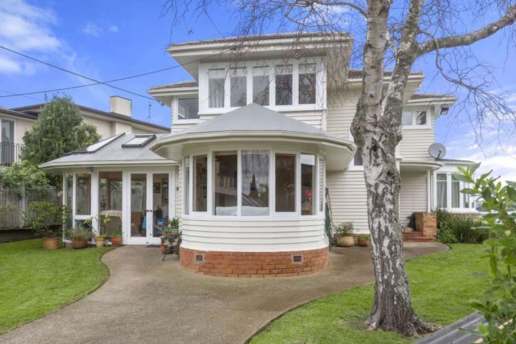 34 Jubilee Avenue Devonport_19