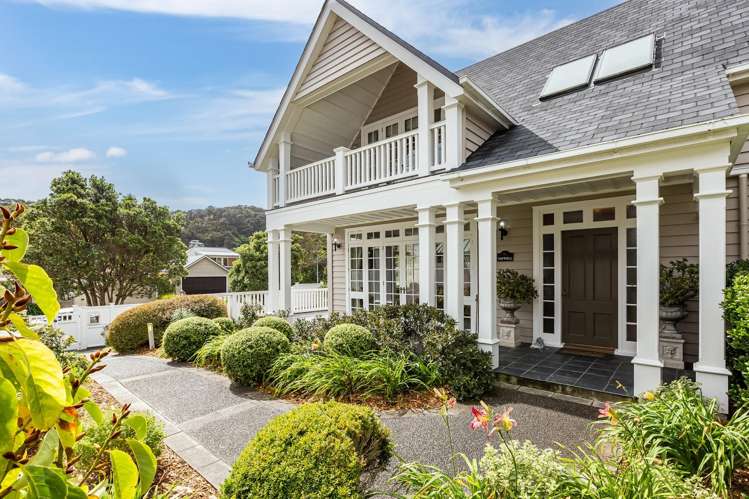 6 Cheviot Road Lowry Bay_28