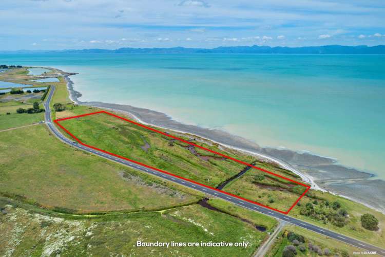 1432 East Coast Road Whakatiwai_0