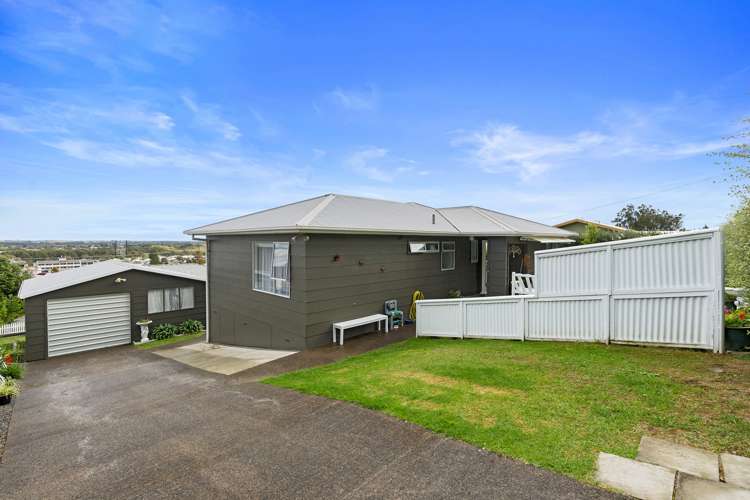 17 Puriri Street Te Aroha_20