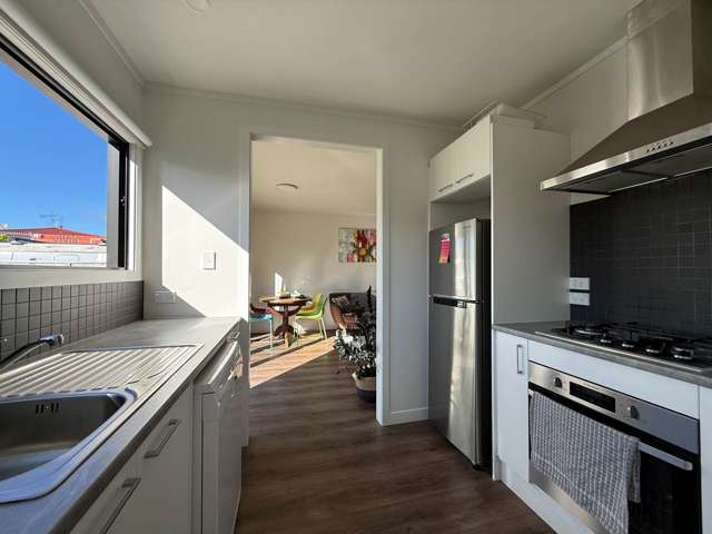 3/4 Cruickshank Crescent Meadowbank_2