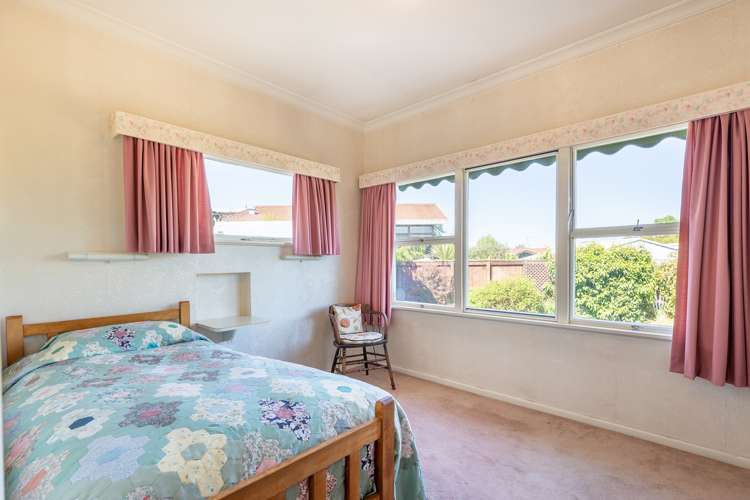 55 Neale Avenue Stoke_8