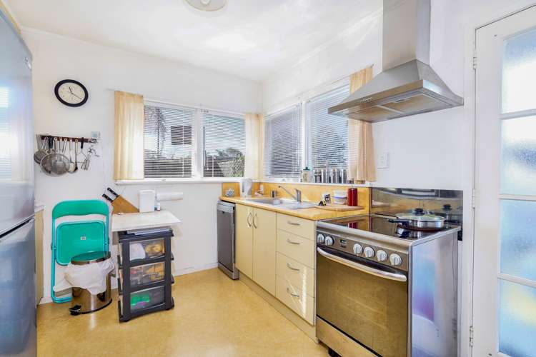 1/60 Taharoto Road Takapuna_2