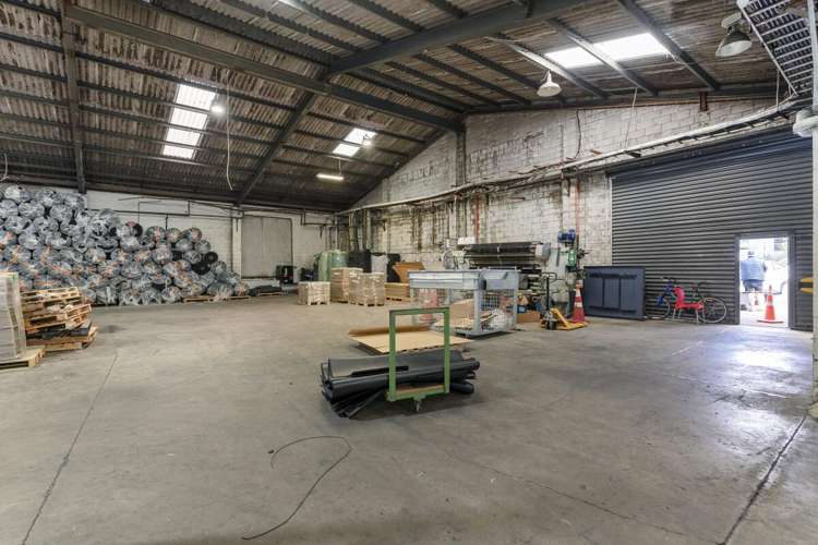 3 Bancroft Crescent Glendene_17