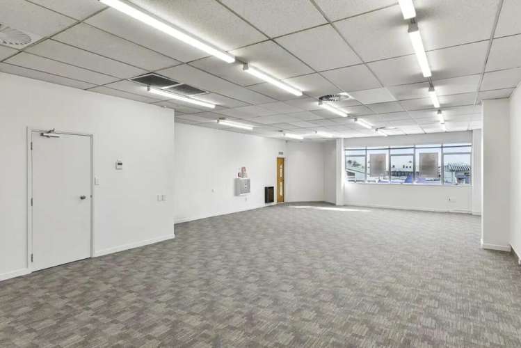 224 Oxford Street Levin_1