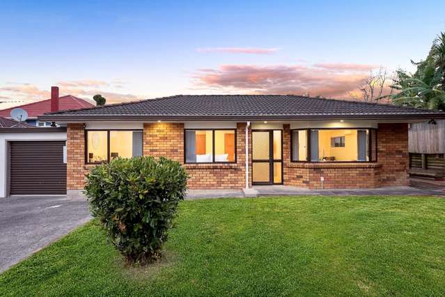 Vendor Cashing Up - Ready to Move In