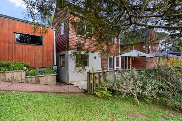 Peaceful & Private Overlooking the Tranquil Bush