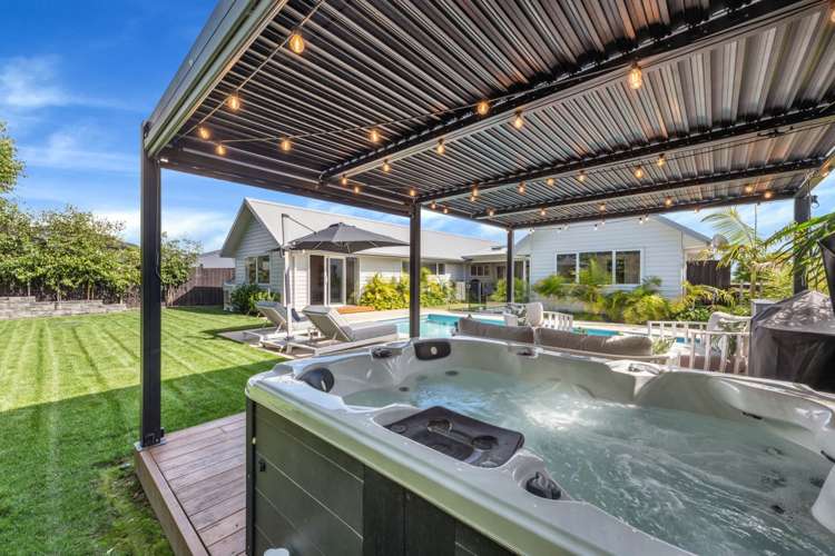 15 Angiangi Crescent Beachlands_33