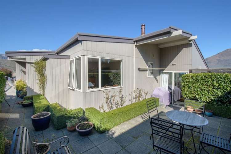 9 Earnslaw Terrace Queenstown_16