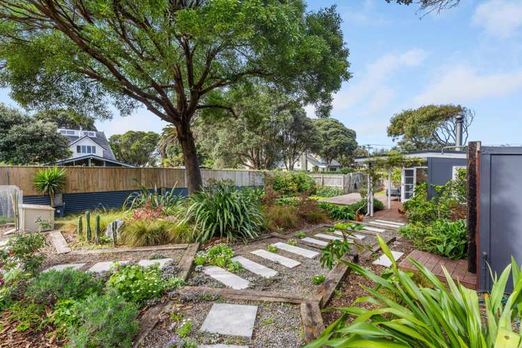 14b Toi Street Otaki Beach_3