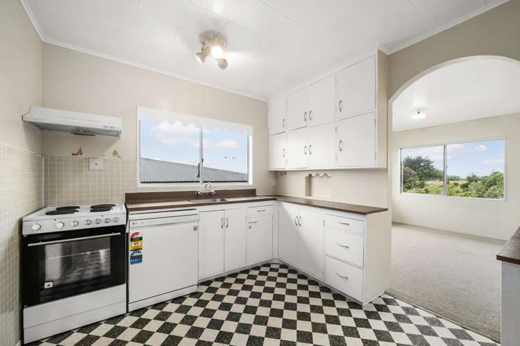 15 Padnell Crescent Paparangi_6