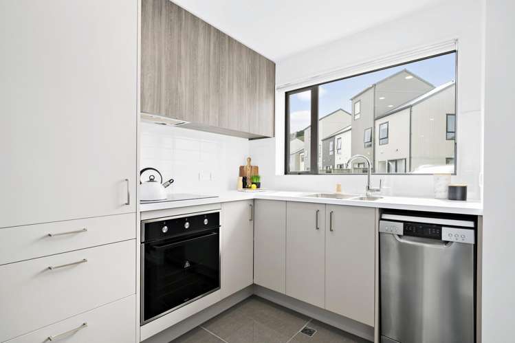 2/170 Fraser Avenue Johnsonville_6