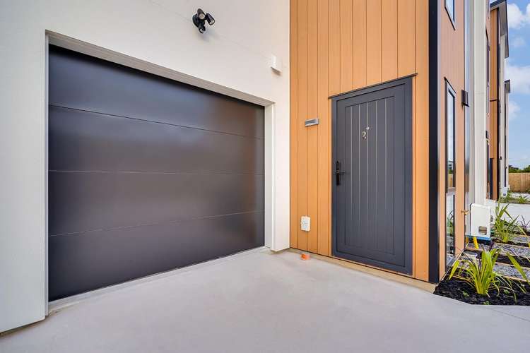 2/146 Old Farm Road_2