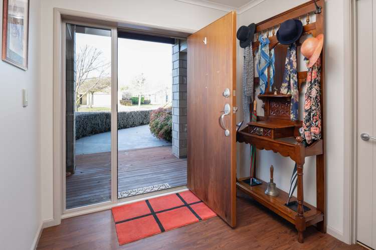 8 Kensington Place Springlands_22