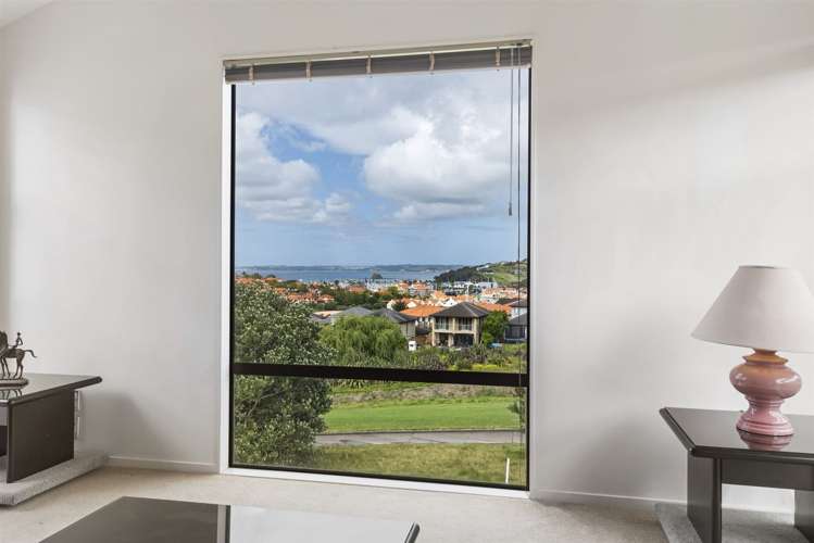 145 Alec Craig Way Gulf Harbour_7