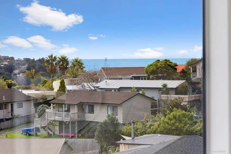 9 Fern Court Orewa_12