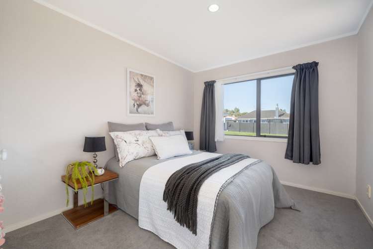 2/69 Gibraltar Street Howick_5