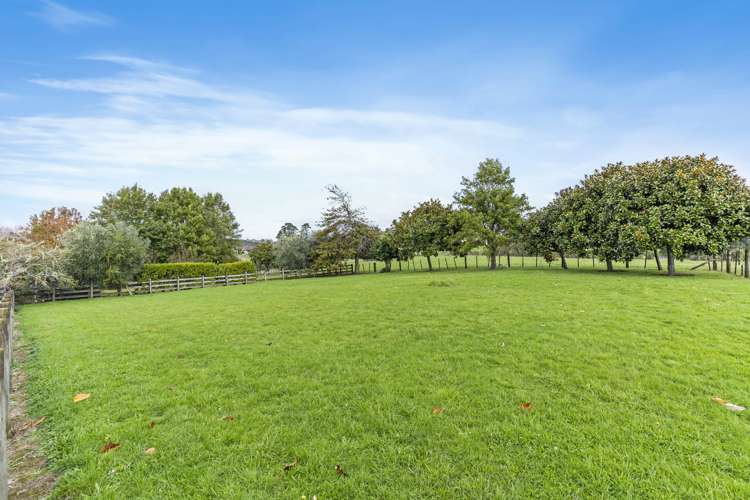 81 Whitford Park Road Whitford_40