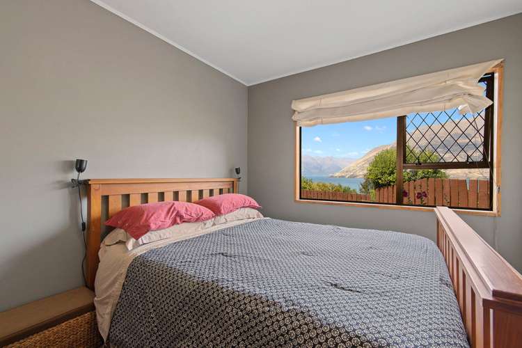 11 Evergreen Place Fernhill/Sunshine Bay_8