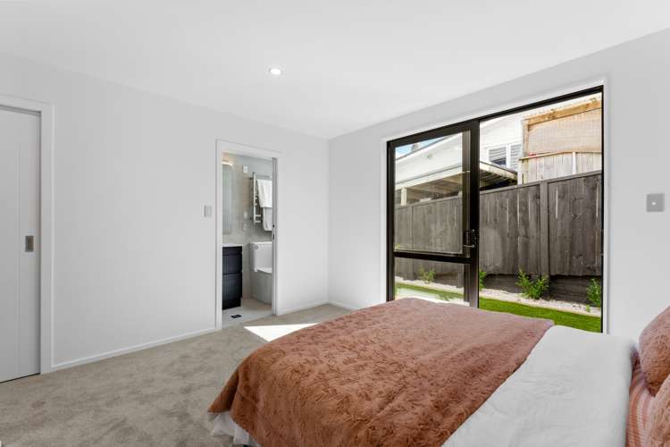 2/18 Sylvan Crescent Te Atatu South_16