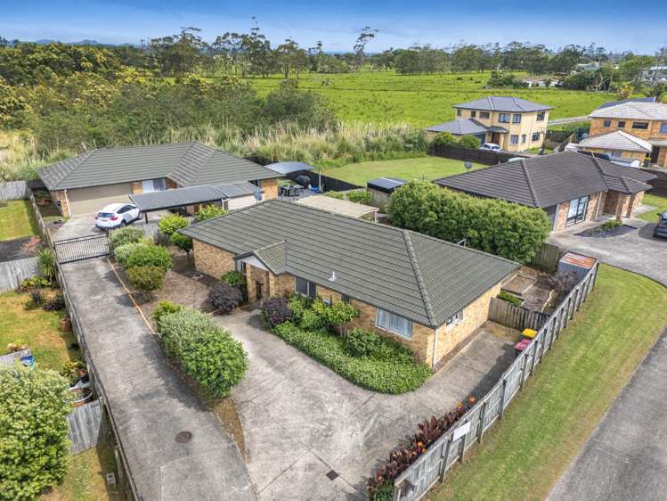 17 Aitkenhead Court Parakai_23