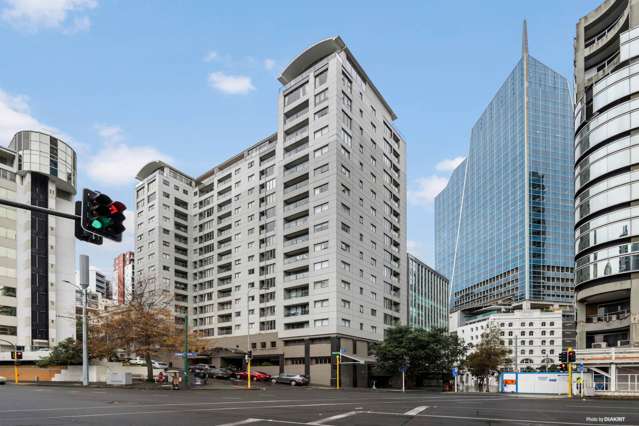 HUGE Potential by the Britomart Precinct!