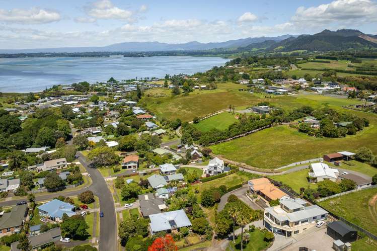 2 Denby Close Athenree_42