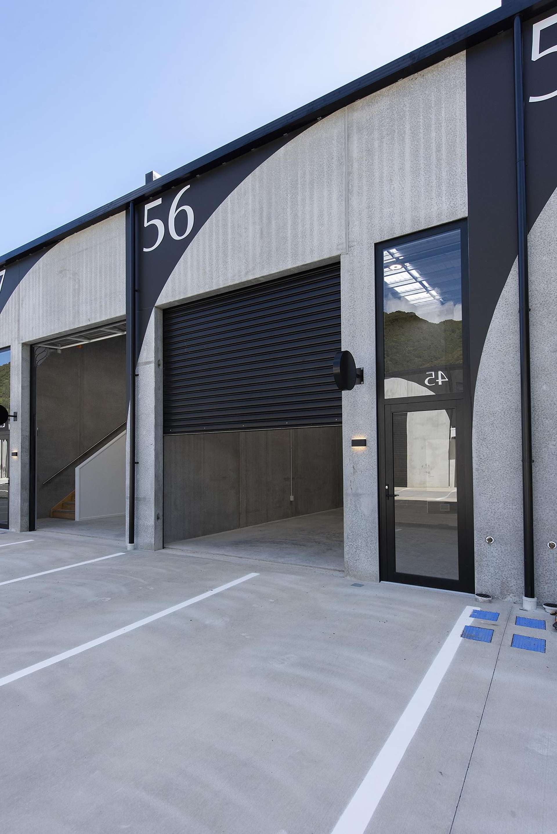 56/7 Tunnel Grove Gracefield_0