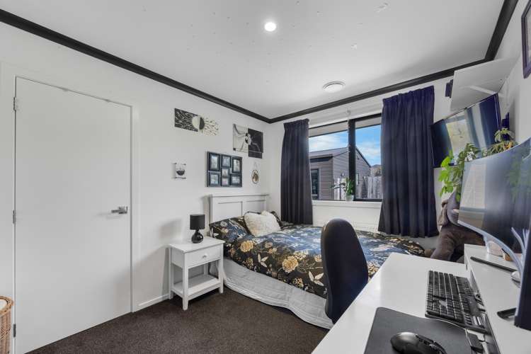 10 Jack Young Place Albert Town_31