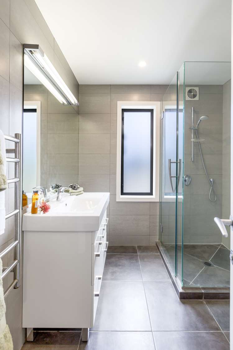 7 Whangaparaoa Road Red Beach_12