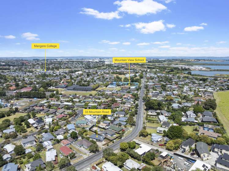 33 Mountain Road Mangere Bridge_25