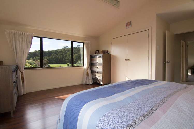 942 Kahikatea Flat Road Waitoki_6