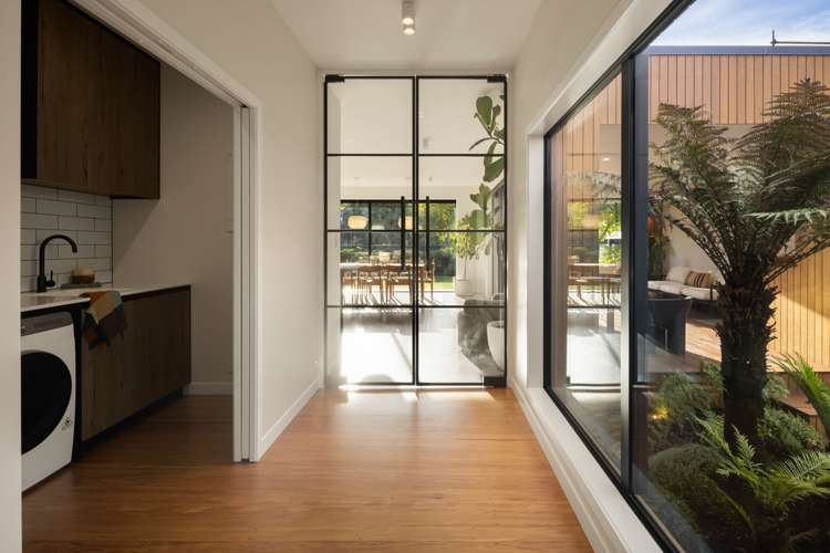 12 Jellicoe Drive Hamilton East_14