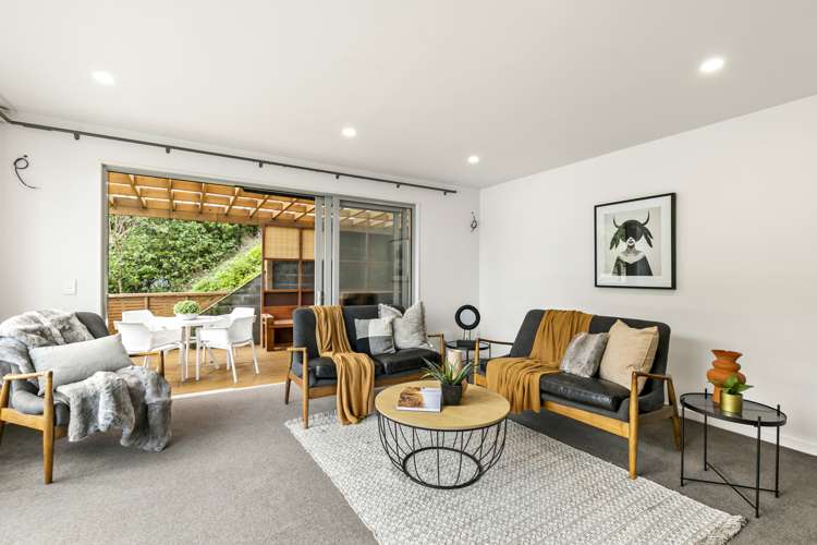 8 Owhiro Bay Parade Island Bay_5