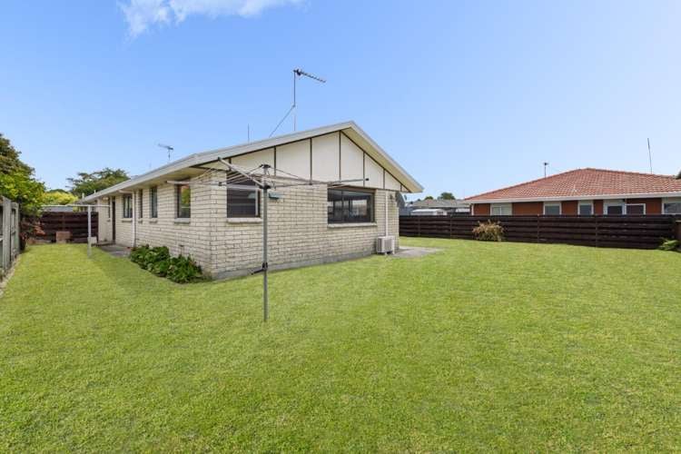 25B Emmett Street Greerton_12