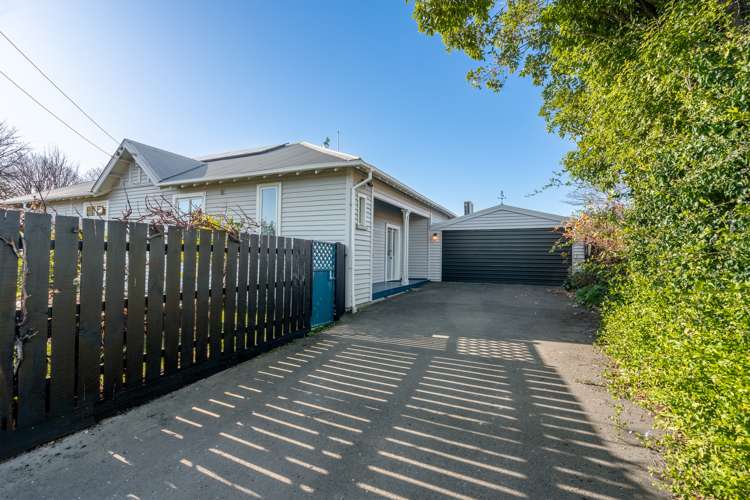 111 Garlands Road Hillsborough_18